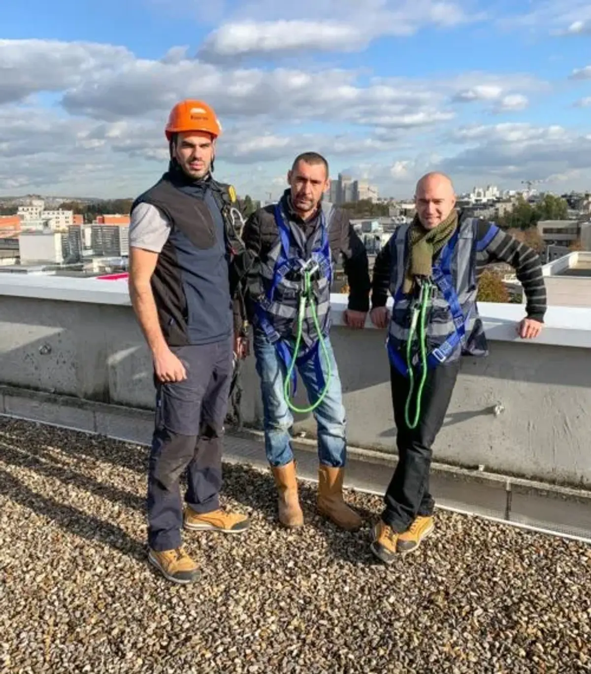 L'équipe Monsieur Enseigne en action