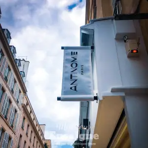 Enseigne drapeau Antinomie