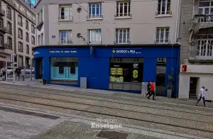 Enseigne Godot Brest façade